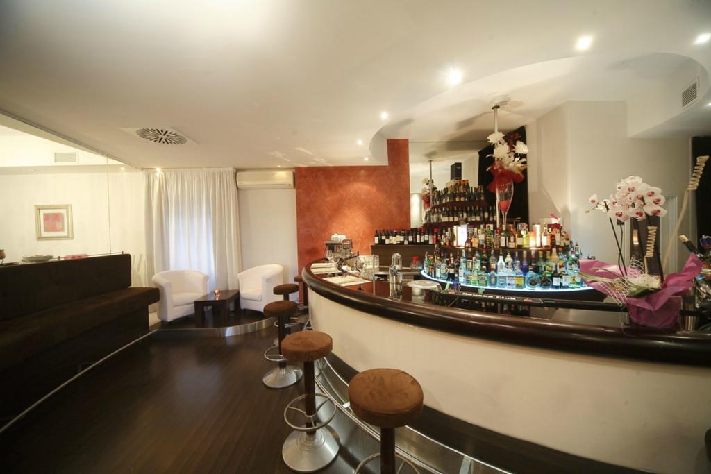 Locanda San Biagio Misano Adriatico Bagian luar foto